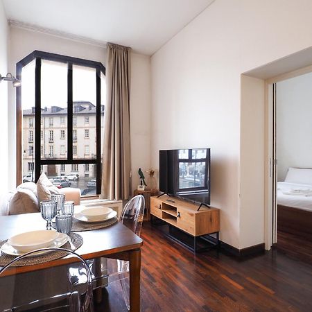 Milan - Duomo Luxury Apartment V ภายนอก รูปภาพ